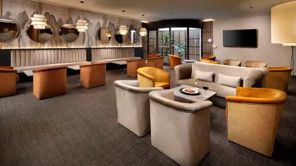 Café Lugano (Restaurant & Bar)